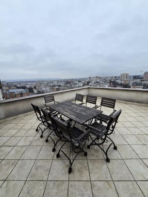 Apartament la inaltime, de inchiriat - Fotografie 1