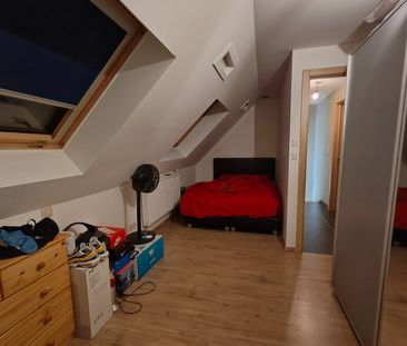 Ruime rijwoning met terras, garage en 2 slaapkamers in Wetteren - Photo 3