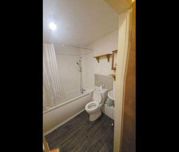 Studio Flat, Wingate Road, LU4 - Photo 4