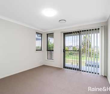 27 Travertine Grove, Gables, NSW 2765 - Photo 6