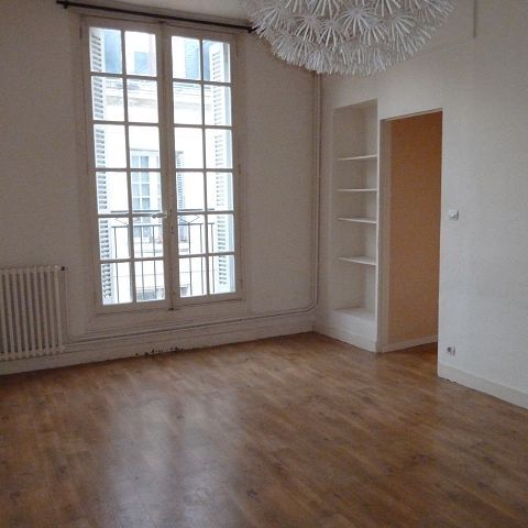 Location Appartement 2 pièces 48m² TOURS 37000 - Photo 2