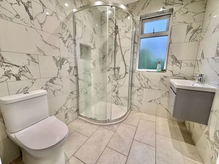 Weavers Walk, Coventry, CV6 - Photo 3