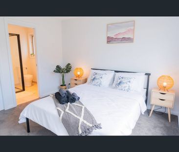 8/6 Pauls Road, Lindisfarne, Tas 7015 - Photo 6
