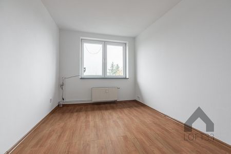 Dwupokojowe mieszkanie na Warpiu w Jaworznie do wynajęcia | Spacer 3D - Zdjęcie 2