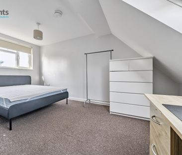 6 bedroom house to rent - Photo 3