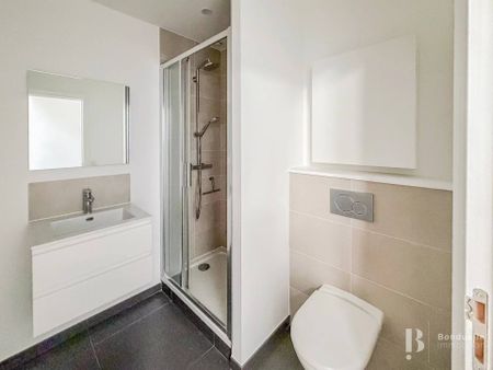 Rental Apartment Paris 8th - Photo 3