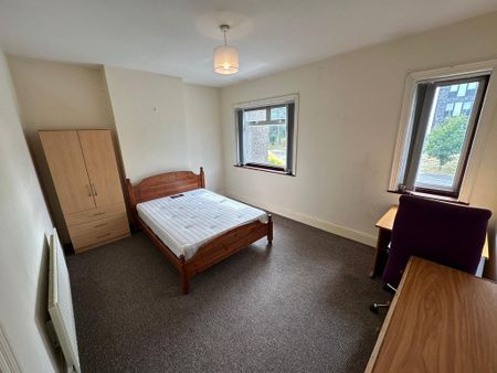 5 bedroom terraced house to rent - Photo 5