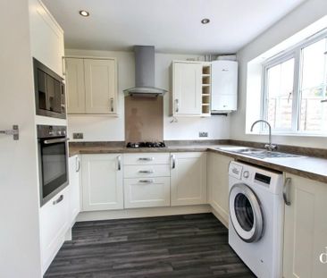 3 bedroom terraced house to rent - Photo 4