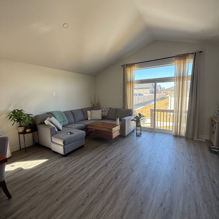 For Lease - 45 Yade Road, Arnprior, Ontario - Photo 1