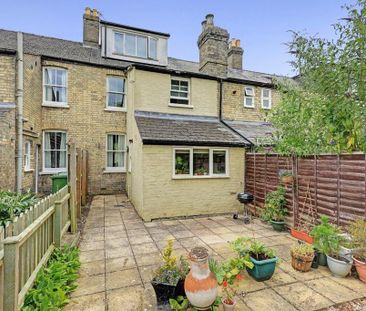 3 bedroom terraced house to rent - Photo 4