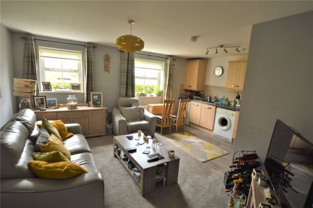 Madison Close, Hayle, Cornwall, TR27 - Photo 5