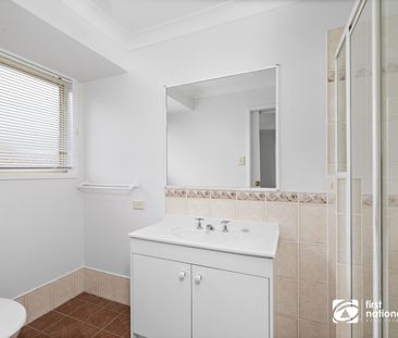 LARGE FAMILY HOME IN QUITE NEIGHBOURHOOD! NB RENT TO INCREASE TO $ ... - Photo 5