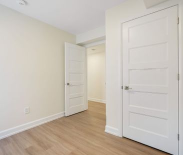 For Lease - 958 Fisher Avenue Unit# B, Carlington - Central Park, O... - Photo 1