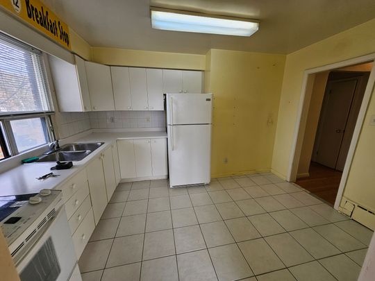 For Lease - 401 Winnett Avenue Unit# 5, Toronto, Ontario - Photo 1