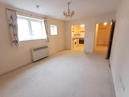 1 bedroom flat to rent - Photo 3