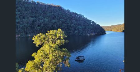 Tranquil Waterfront Living – Fully Furnished Oasis Just Minutes from Berowra Waters - Photo 4