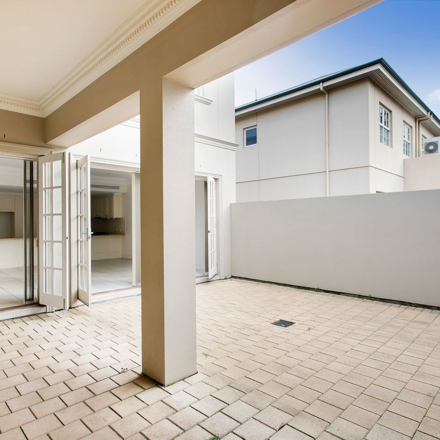 86 Finniss Street, North Adelaide - Photo 1