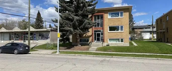 Banff Trail - Second Floor Suite (in a 6-plex with a south view) | 5 - 2208 20 Avenue Northwest, Calgary - Photo 1