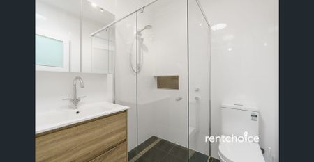 200m To New Redcliffe Underground Train Station - Photo 4