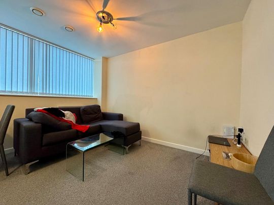 1 bedroom flat to rent - Photo 1
