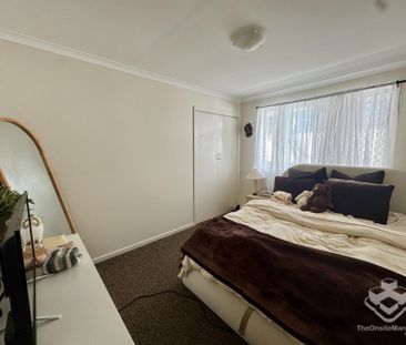 Three-Bedroom Home in Convenient Burleigh Heads - Photo 6