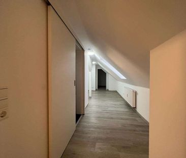 KL - City, 5 ZKB, 2 Bäder, neue Einbauküche, Stellplatz - Photo 1