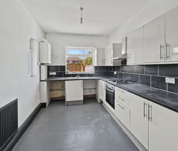 3 bedroom terraced house to rent - Photo 5