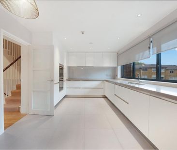 5 bedroom house to rent - Photo 1