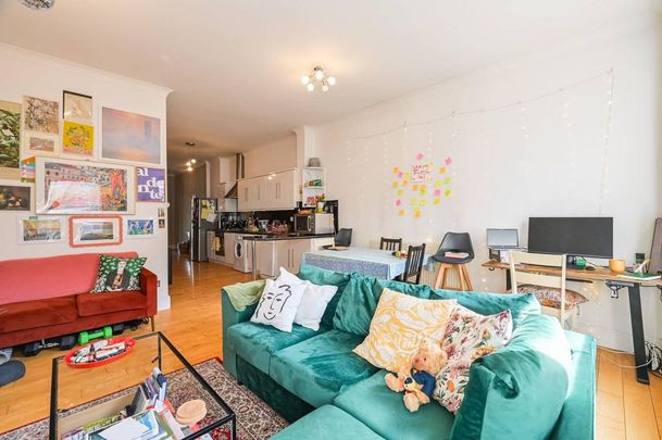 1 bedroom flat to rent - Photo 1