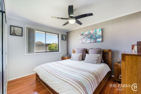 Charming 3-Bedroom Home - Photo 5