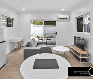 Very Large Partially Furnished Air Conditioned Studio - Photo 2