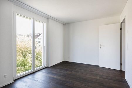 Traumhafte 5.5-Zimmer-Wohnung im Grünen zu vermieten - Foto 3