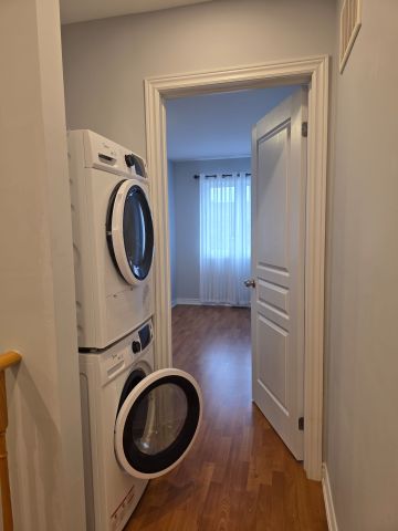 For Lease - 11 Winisk Street, Richmond Hill, Ontario - Photo 3