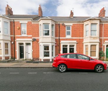 3 bedroom flat to rent - Photo 1