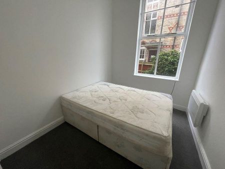 1 bedroom flat to rent - Photo 4