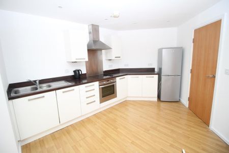 2 bedroom flat to rent - Photo 5