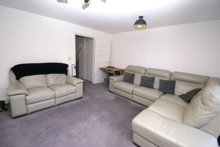 3 bedroom terraced house to rent - Photo 2