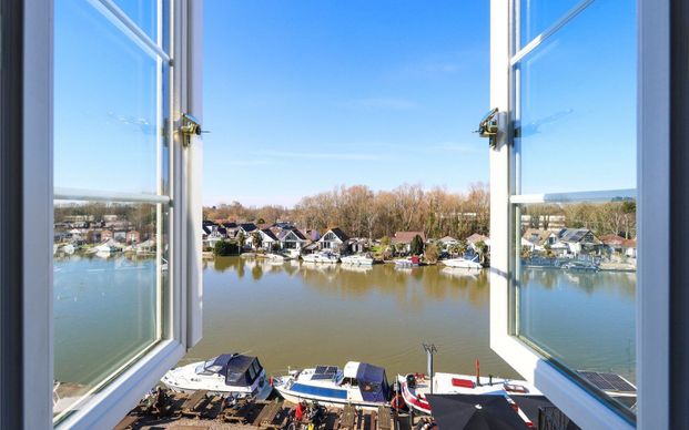 Manor Road, Walton-on-Thames, Surrey, KT12 - Photo 1