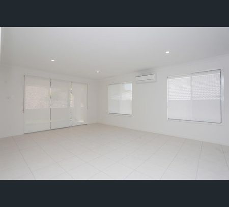 37 Hunter Street, Ormeau Hills, Qld 4208 - Photo 4