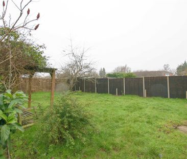 2 bedroom terraced maisonette to rent - Photo 3