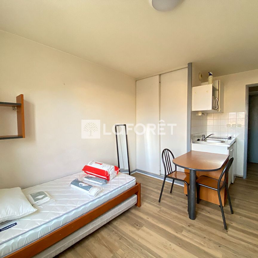 Apartment - Photo 1