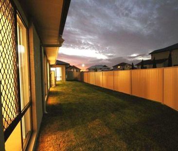 1 Sandalwood Close, 4156, Mackenzie Qld - Photo 1