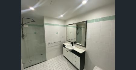 Spacious Living with Magnificent Water Views - Photo 5