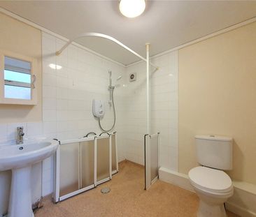 2 bed terraced house to rent in Hampton Road, Stockton-on-Tees, TS18 - Photo 6