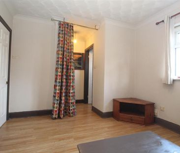 1 bedroom house to rent - Photo 2