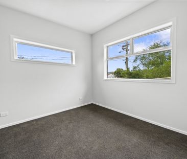 16 Bull Avenue, Wainuiomata - Photo 4