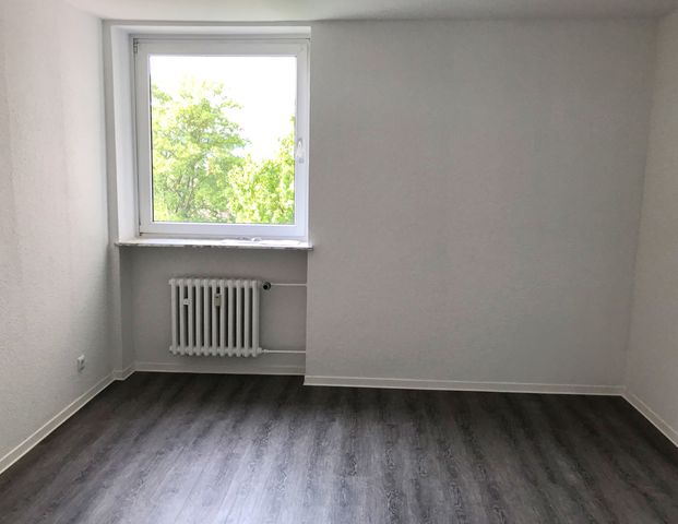 Ihre neue Wohnung mit Aufzug und Balkon - Photo 1