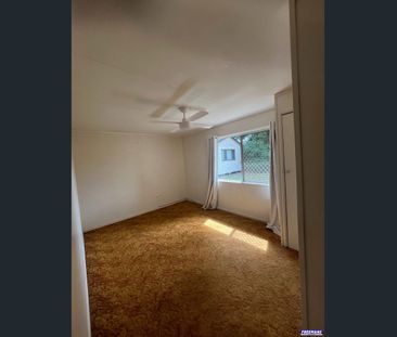 Central 3 Bedroom Home with Multiple Living Options - Photo 6