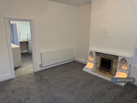 2 bedroom terraced house to rent - Photo 2