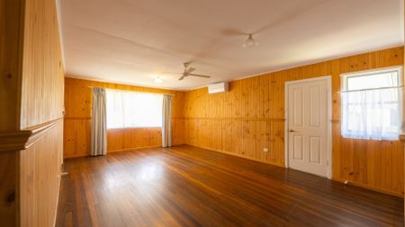 3 bedroom home in flood free South Grafton - Photo 2